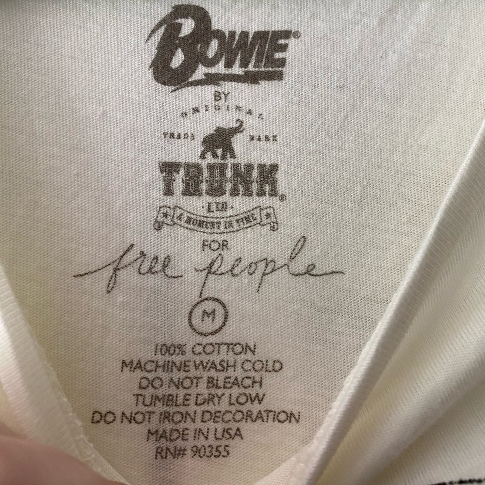 TRUNK LTD x FREE PEOPLE | David Bowie Tank - Picture 2 of 6